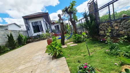 Bán Nhà Vườn Ven Đà Lạt