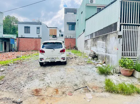 Bán 2 lô kiệt Nguyễn Công Hoan, 70m2 / lô - Giá 3ty250
