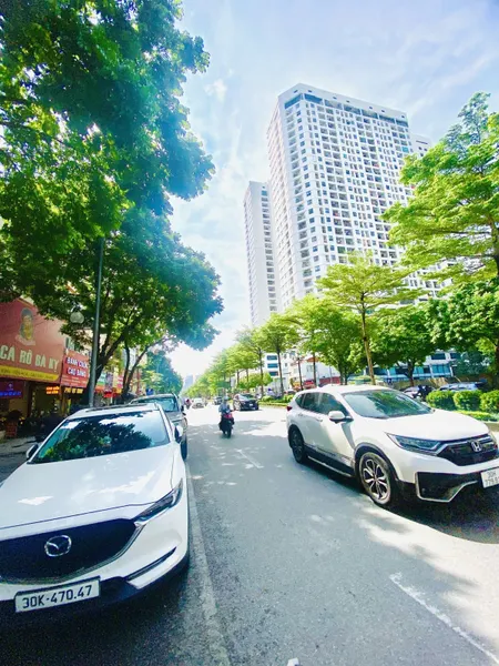 Bán nhà Mặt phố Trung Kính 42m² ngang 3.2m giá 32 tỷ Phường Yên Hòa (LH: Zalo 0862299066)