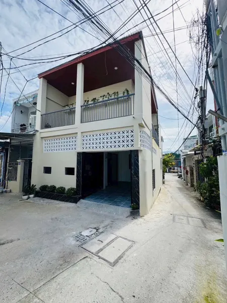 Nhà Mới 2 Tầng - Chuẩn Sổ Hoàn Công - Hẻm Ô Tô Đường Lê Hồng Phong - Phước Hải - Phường Nam Nha Trang.