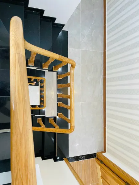 Cần bán nhà 1 trệt 3 lầu mới đẹp hẻm ô tô Nguyễn An Ninh, P.7 – 84m² – 6.5 tỷ – Trung tâm, có dòng tiền cho thuê 🚗🏡✨