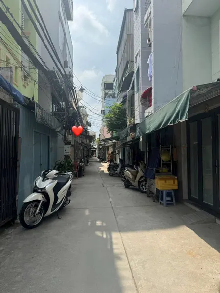 HXH 5 tầng phường Tân Thuận Đông; dòng tiền 240tr/năm; không quy hoạch; hoàn công đủ; hỗ trợ vay