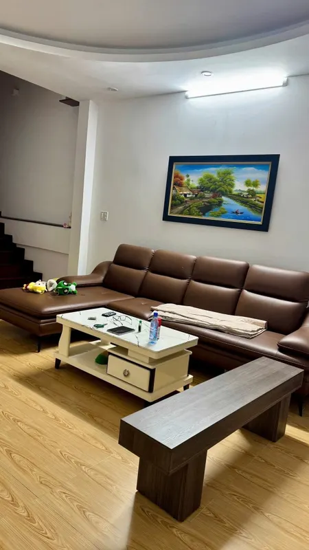 Cho thuê nhà 4 phòng phường 4 đà lạt 12 triệu/tháng -sân đậu ô tô