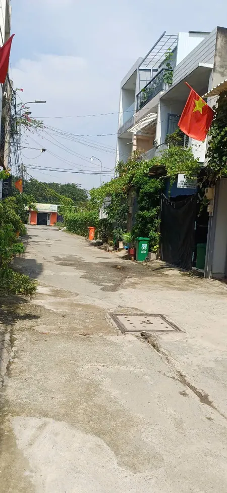 Bán lô đất đẹp đường nhựa xe tải vi vu 
Hẻm 58F đường bưng ông Thoàn