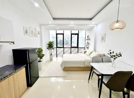 Đống đa mặt phố kinh doanh 7 tầng thang máy 2 thoáng vỉa hè dòng tiền 90tr/tháng