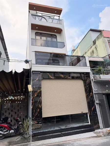 Mặt tiền đg lê công phép ( sát q6 và khu tên lửa)