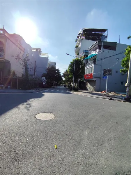 Bán đất đấu giá thanh am lô góc 100m², mt 12m vỉa hè ôtô tránh, giá 24,5 tỷ tl
