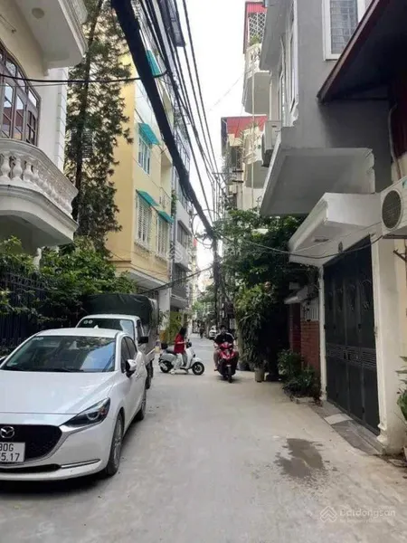 Đất cầu giấy dt 158m mt 10m ngõ thông ô tô sổ siêu đẹp giá 35 tỷ