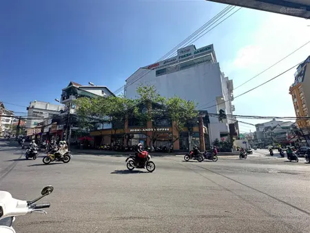 Căn góc 3 mặt tiền lõi trung tâm vị trí đắc địa đà lạt