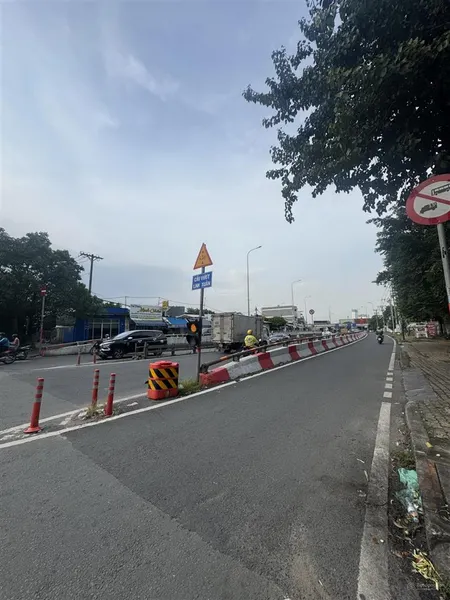 Cần bán lô góc 2 mt kinh doanh , mt đ.4 linh trung , thủ đức