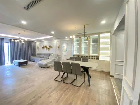 Bán căn góc đẹp tại stellar lê văn thiêm căn góc 114m2 giá 9 tỷ xx vào việc vị trí ngã ba