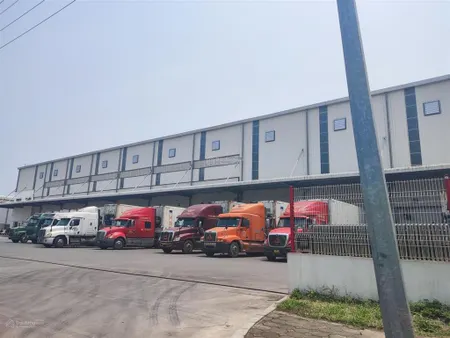 Chính chủ cần bán gấp 1ha, 10.000m2 kcn đồng văn 1 mở rộng, ngay nút giao vực vòng. lô duy nhất 1ha
