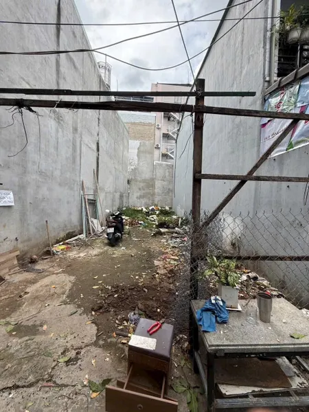 Đất thổ cư phường Phú Thuận ; 5x18m; cách Phú Mỹ Hưng 1.2km; xây dựng cao tầng; không quy hoạch