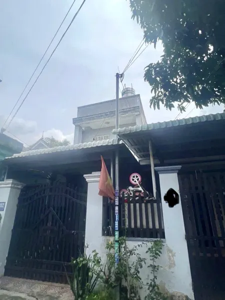 Nhà trệt lầu Phú Lợi cũ (phường Phú Lợi-TP.HCM) đường oto gần trường chợ,vị trí trung tâm dân kín