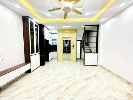 BÁN NHÀ 52M 5 TẦNG THANG MÁY CỰC MỚI Ở NGAY NGÕ 310 NGHI TÀM TÂY HỒ