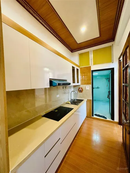 Bán căn hộ tập thể a3 lạc trung, 68m2 3pn, 2wc, sổ đỏ lâu dài cc, nt full đủ ở ngay, nhỉnh 5 tỷ,