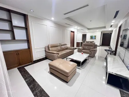 Bán căn góc , tầng đẹp, tòa n01t2 ngoại giao đoàn, dt 132m2, 3pn,view chất lượng. 0815 489 ***