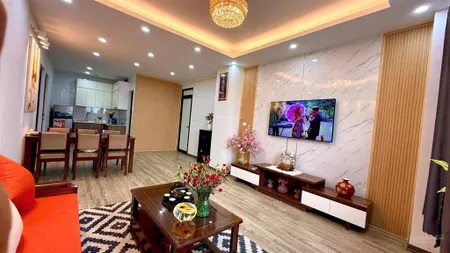 Bán căn hộ 2pn green star 234 phạm văn đồng