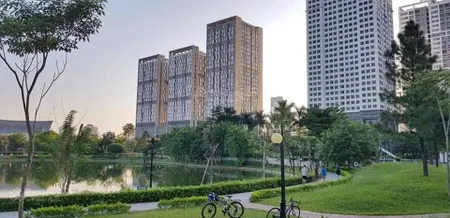 Bán gấp cc n04b ngoại giao đoàn, 10,5 tỷ, 100m2, 3pn, 2wc, nội thất đầy đủ