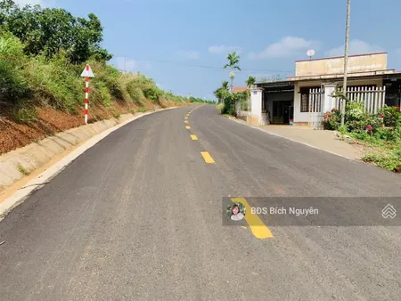 2.500m2 mặt tiền chính hẻm 02 tản đà