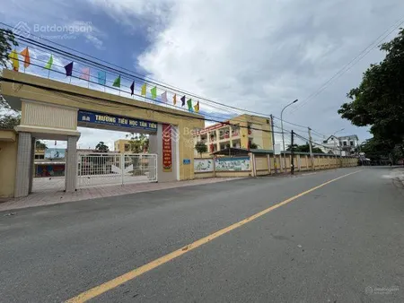 Bán đất giá đt trần phú trương mỹ lô góc 3 mặt đường mt 40m 900m 6 tỷ nói không qh