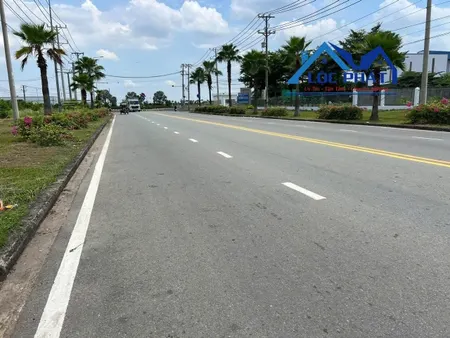 Bán đất SKK 3,1ha trong KCN Trảng Bom, Đồng Nai giá 180$/m2