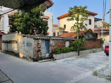 Cần bán nhanh lô góc 60m2 tại đông mai chỉ đạo . cách tỉnh lộ 385 chỉ 200m. trục kinh doanh luôn
