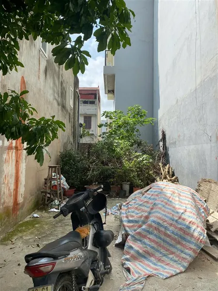 Bán 65m2 đất phố quán tình, phường giang biên, đường 15m vỉa hè, kinh doanh. vị trí đẹp
