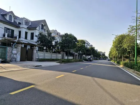 Bán đất tư đình, long biên, 210m2, mt6m, giá 38.9 tỷ, phân lô ô tô tránh view thoáng him lam