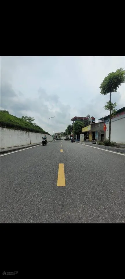 Phúc lợi phân lô vỉa hè ô tô tránh kinh doanh sầm uất tiện ích ở sướng