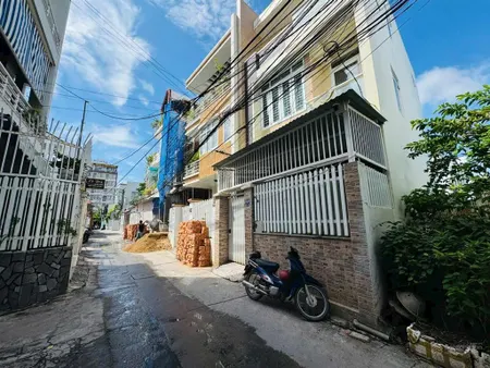 [ hẻm ô tô củ chi sẵn gpxd 7 tầng ] ra biển hòn chồng 680m giá 13 tỷ