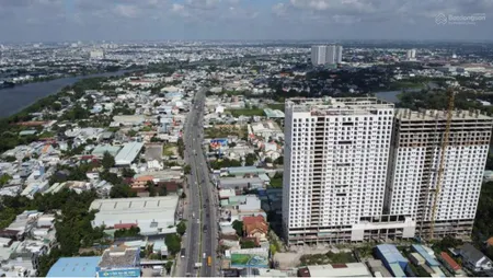 Chủ nhà cần bán gấp miếng đất biệt thự đẹp 362,6m2 (ngang 13) đường xe hơi gần a&t riverside