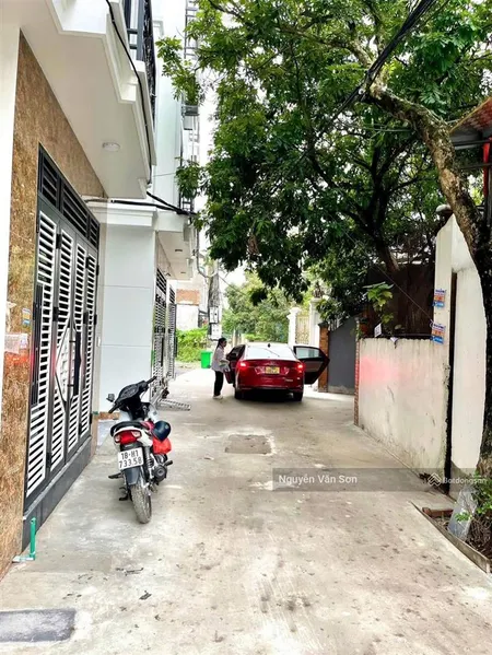 Mình chính chủ bán lô đất phụng châu, chương mỹ dt 75m mặt đường lớn 2 ô tô tránh nhau. giá tốt.