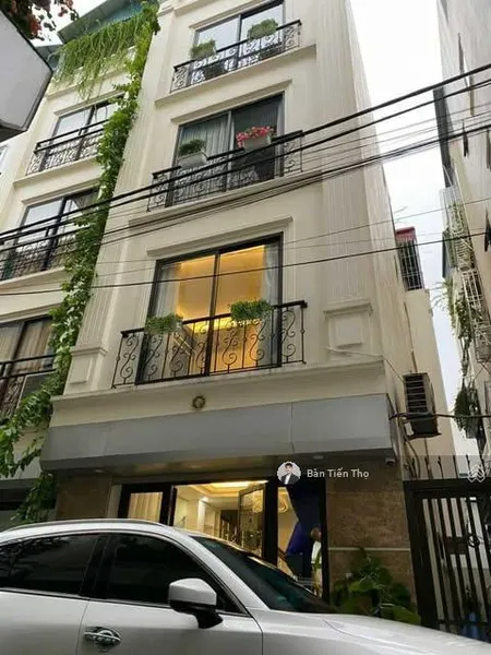 Bán nhà đẹp bát khối, long biên 37m2, 5 tầng, giá tốt chỉ 8 tỷ