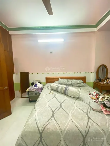 Bán gấp nhà đẹp ở ngay an dương vương, xe hơi ngủ nhà 65m2, shr, chỉ 8.1 tỷ.