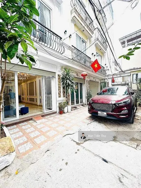 Bán nhà bát khối, ôtô đỗ cửa 40m2 5 tầng giá 7.2 tỷ