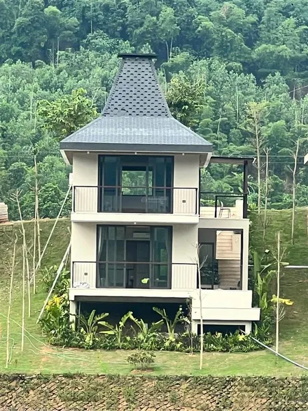 Bán gấp biệt thự nghỉ dưỡng đơn lập lòng hồ hoà bình 166m2 chính chủ, mới hoàn toàn