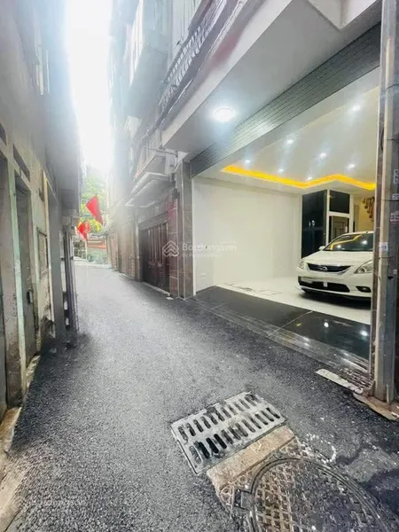 Bán nhà riêng ngã tư sở vương thừa vũ mặt tiền bề thế 4.8m gần phố tiện ích ở sướng