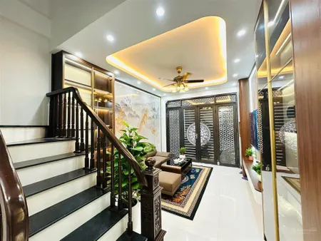 Bán nhà thái hà, thang máy, gần phố, kinh doanh, 37m x 7 tầng, giá 18.8 tỷ