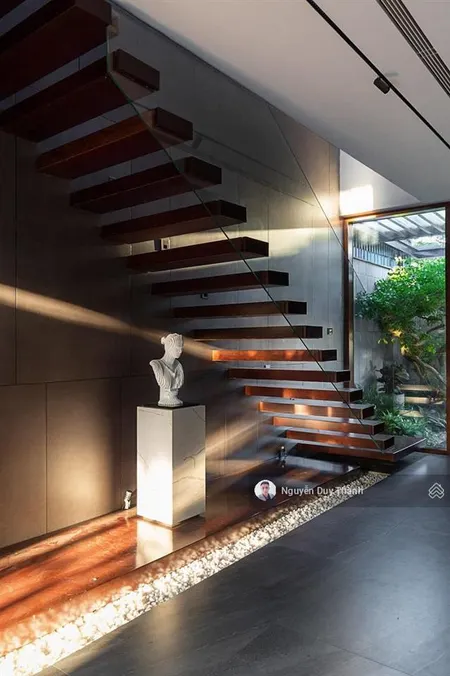 Bán biệt thự phố liễu giai, 280m2 3 tầng 88tỷ, gara oto, 2 thoáng thông phố vạn bảo, full nội thất