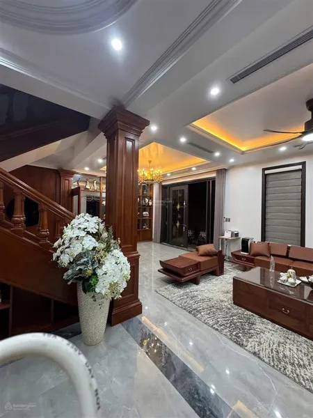 Phân lô hàm nghi ô tô tránh nhỉnh 13 tỷ nhà đẹp , ở , kinh doanh đỉnh