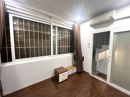 Bán nhà ngõ gạch, phường hàng buồm 12m2 xây 4 tầng 2 ngủ (nhà từ mặt đất) 0989 656 ***