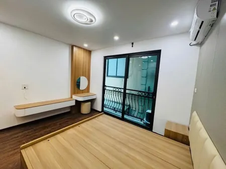 MỀm nhất Thanh Xuân ,32m4pn ,giá hơn 6 tỷ , gần trường , chợ