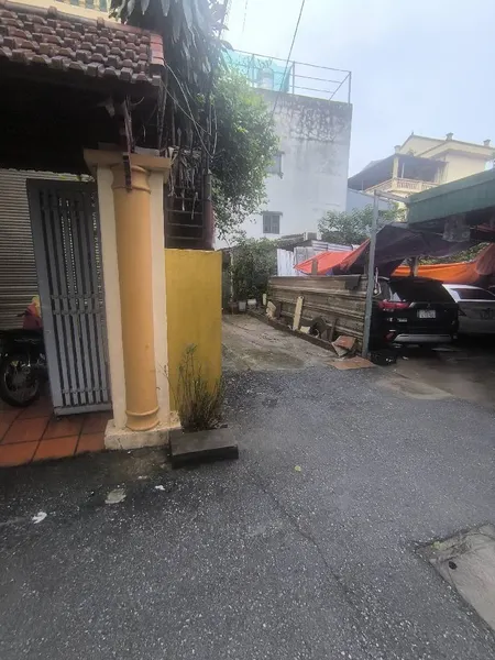 Bán 54M tặng nhà gần đường mới thịnh liệt ô tô vào nhà hoàng mai