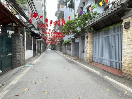Bán đất phố tứ liên ô tô tránh diện tích rộng vị trí đắt giá