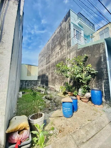 4.2 tỷ đất 61,4m đường 963 phú hữu, tp. thủ đức ô tô tới nhà diện tích 4m x 15.5m