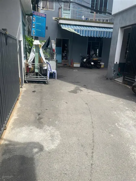 Bán đất kiệt oto nhựa ngay lý thái tổ hùng vương