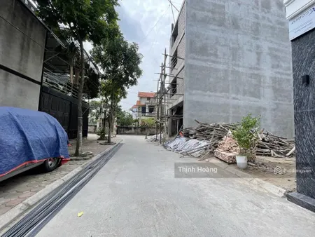 Đất bát khối 40m² vỉa hè ô tô vào đất, cạnh hồ xanh mát, chỉ 6 tỷ!
