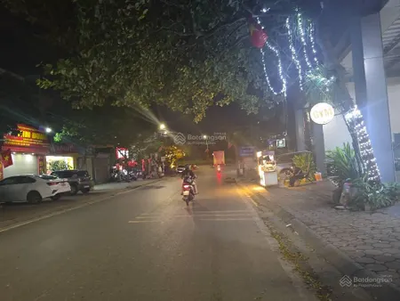 Đất thanh am, long biên phân lô, vỉa hè ô tô tránh,100m ra hồ công viên, khu vực đông đúc, tiệc ích