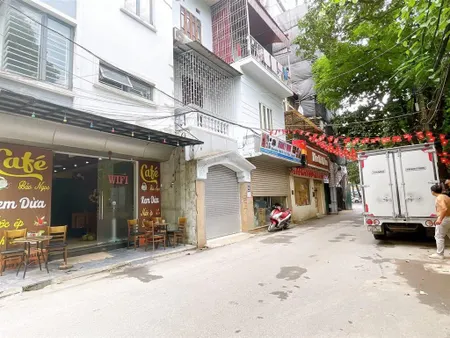 Lô góc 3 mặt thoáng phố khuất duy tiến 2 ôtô tải tránh nhau kinh doanh sầm uất ngày đêm